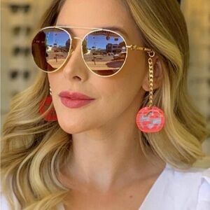 ❌ SOLD ❌ GUCCI GLASSES WITH DETACHABLE CHARM